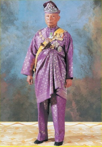 sultan-pahang-new.jpg sultan-pahang-new.jpg