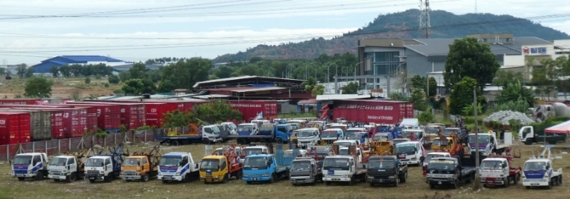 槟威两地估计有逾100辆拖车用的拖车停放在柔府，槟威修理车厂商公会希望透过罢拖行动呼吁政府插手他们反映的问题。