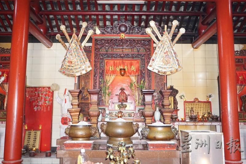 该庙供奉观音娘娘的香炉制于光绪24年，最具有历史价值。