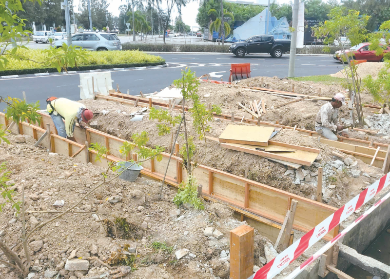 排水系统提昇工程,预计21月51日前竣工。