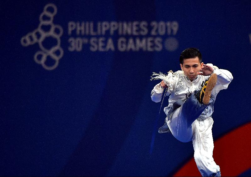 罗俊豪在菲律宾东运会武术赛男子太极拳和男子太极剑夺得2金，为大马争光。