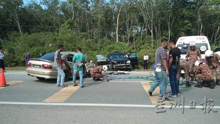 两辆轿车相撞，酿成1死3伤悲剧。