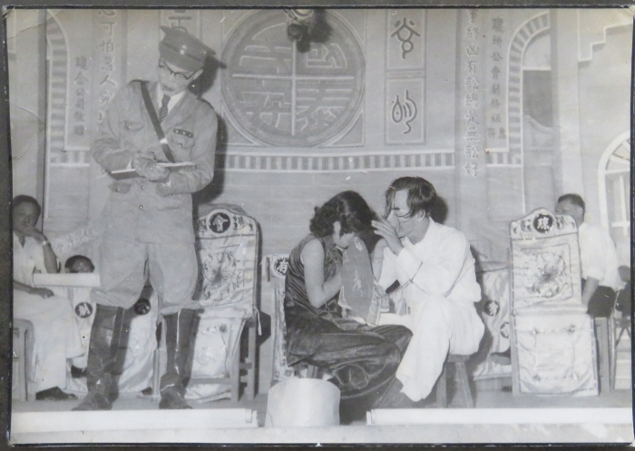 马来亚独立前后，霹雳州各地的演剧活动盛行一时。







