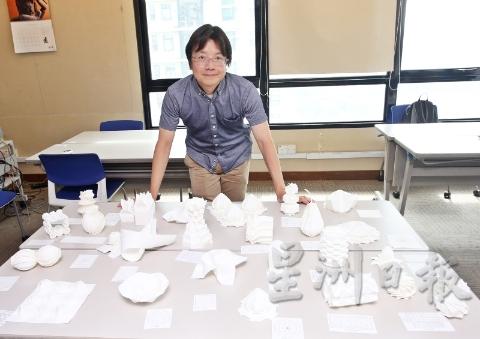 三谷纯利用电脑辅助来设计并折出各种形态美丽的折纸作品。