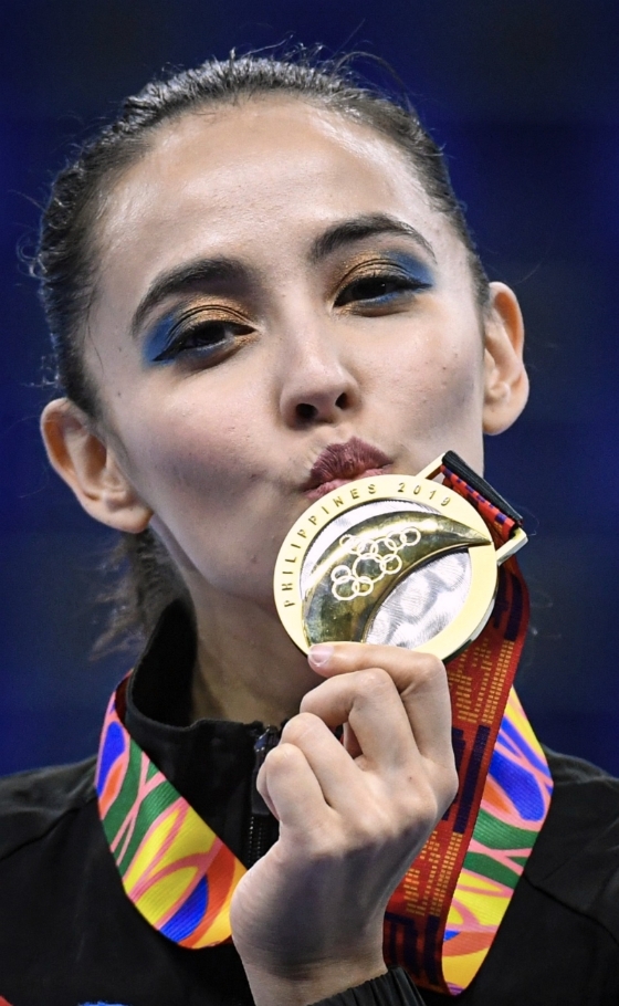 法拉安在本届东运会以3金成为大马代表团的“多金王”，大热膺选大马奥理会年度最佳女运动员奖。