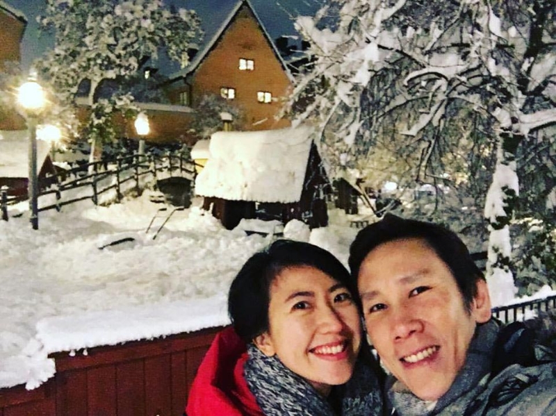 萧慧敏2016年时，和老公许俊远到瑞典过白色圣诞，是夫妻俩难忘的美丽回忆。