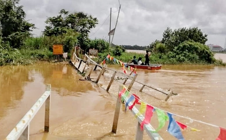 河水水位急涌上升，猫岛必须关闭数日，民众受促注意安全。