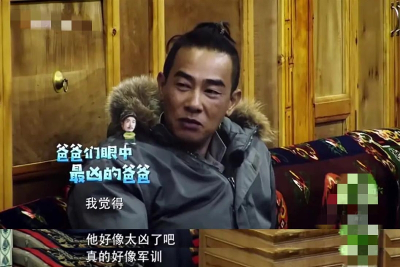 陈小春也认为杨烁是今季最凶的爸爸，直言他对待儿子的教育方式好像军训一样。