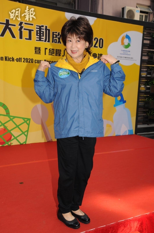 朱咪咪日前出席活动，自爆明年2月重返TVB拍摄《陀枪师姐V》的好消息。（图：明报）