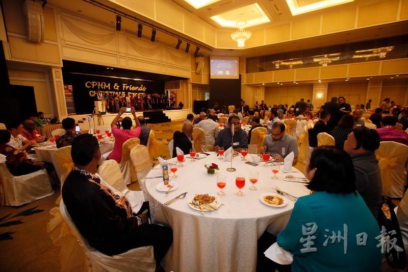 马来西亚基督徒和平与和谐促进会（CPHM）主办的跨宗教圣诞晚宴聚餐，今年吸引约两百名民众出席。