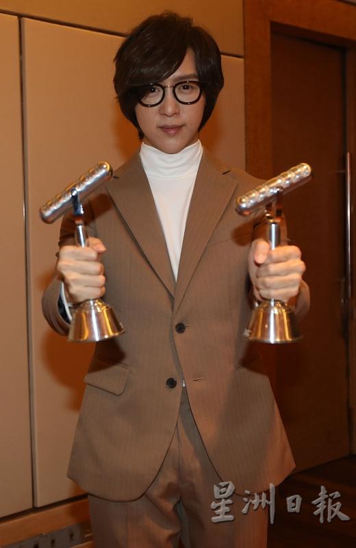 方泂滨捧走最佳男歌手和最佳金曲2大奖。