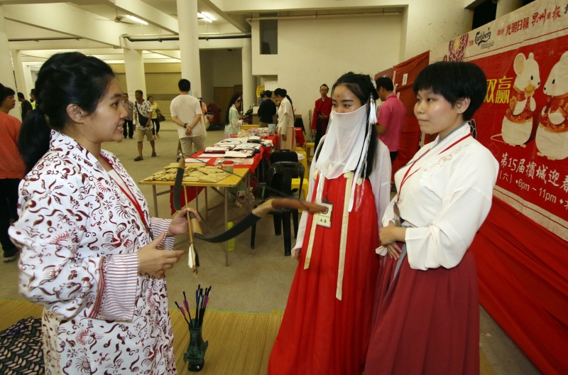 在这展区，大家可进一步认识华夏衣裳（汉服）和礼仪文化。