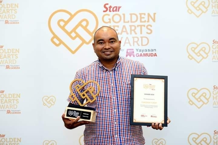 凭著坚持不懈的善心善为，尤尼赞去年（2019年）荣获《星报》颁发的“金心奖”（Golden Heart Award）。