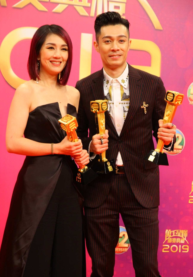 《多功能老婆》播出后，深受观众喜爱，“蓝飞”杨千嬅与“浩田Oppa”齐获最受欢迎电视男女角色。
