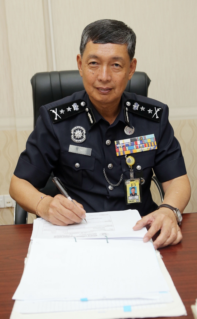 林鸿选在警界服务35年，于本月14日荣休