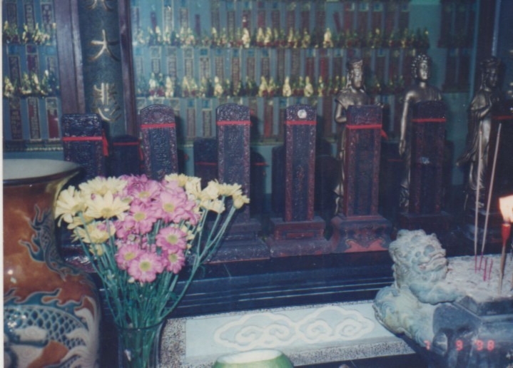 陈开顺神主牌最初在普照禅寺内，是被收藏起来，只有在每年的三月初三及七月初三，才摆在善供堂祭拜，以慰在天之灵。