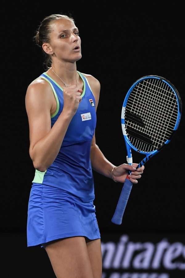 世界排名第2的捷克名将卡罗丽娜．皮索娃在澳网女单次圈击败德国31岁老将西格蒙德。（法新社照片）