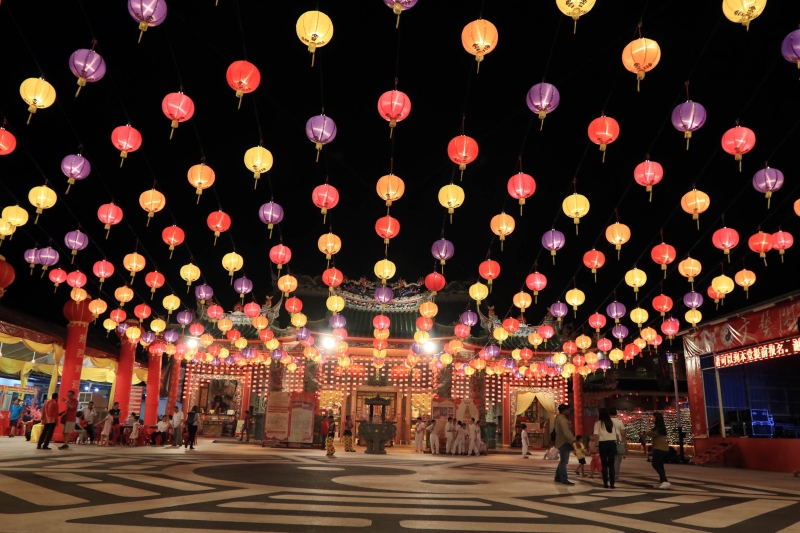 芙蓉梅岭志元堂每逢华人新春佳节，都会隆重布置，让庄严的庙宇顿时增加浓厚的“年味”。