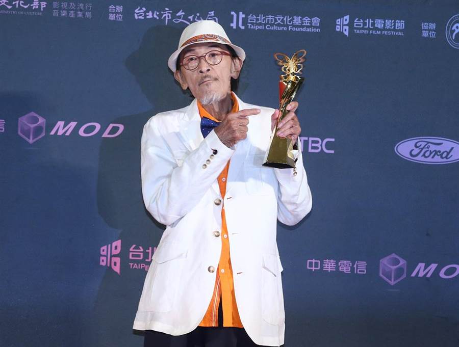 小戽斗以《老大人》夺下台北电影奖最佳男主角奖。