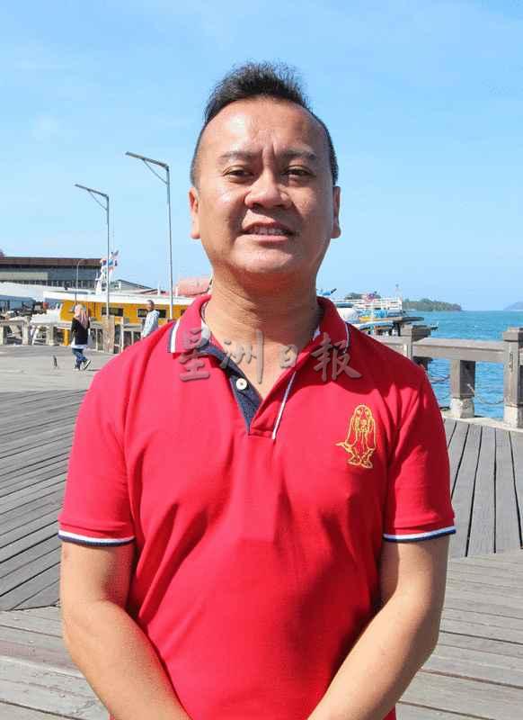 张智皓希望政府当局在旅游低潮期，为导游开设免费技能培训课程。