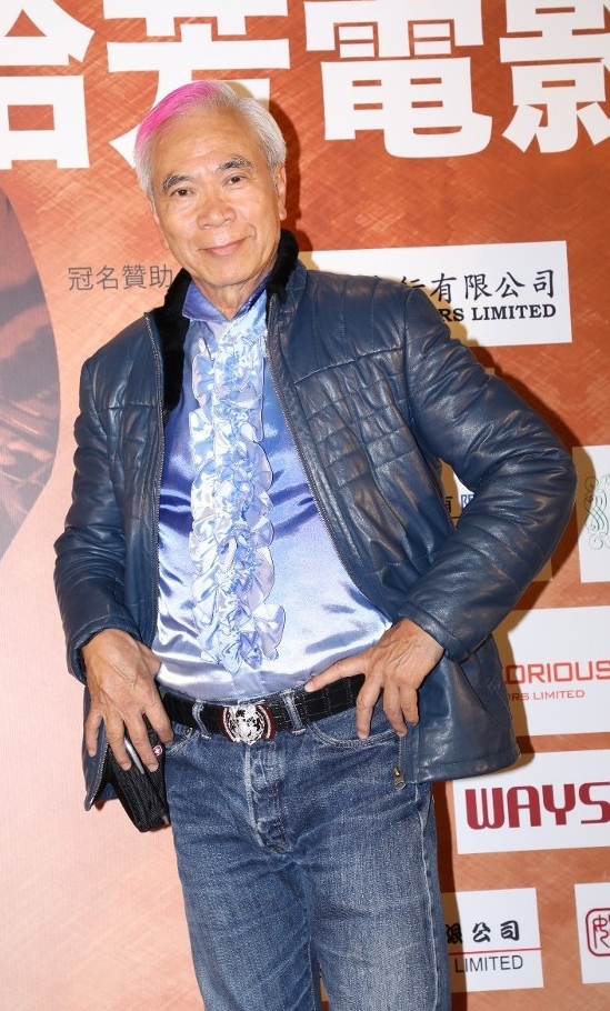 68岁的TVB资深艺人李龙基被指背着老婆出轨长发女。