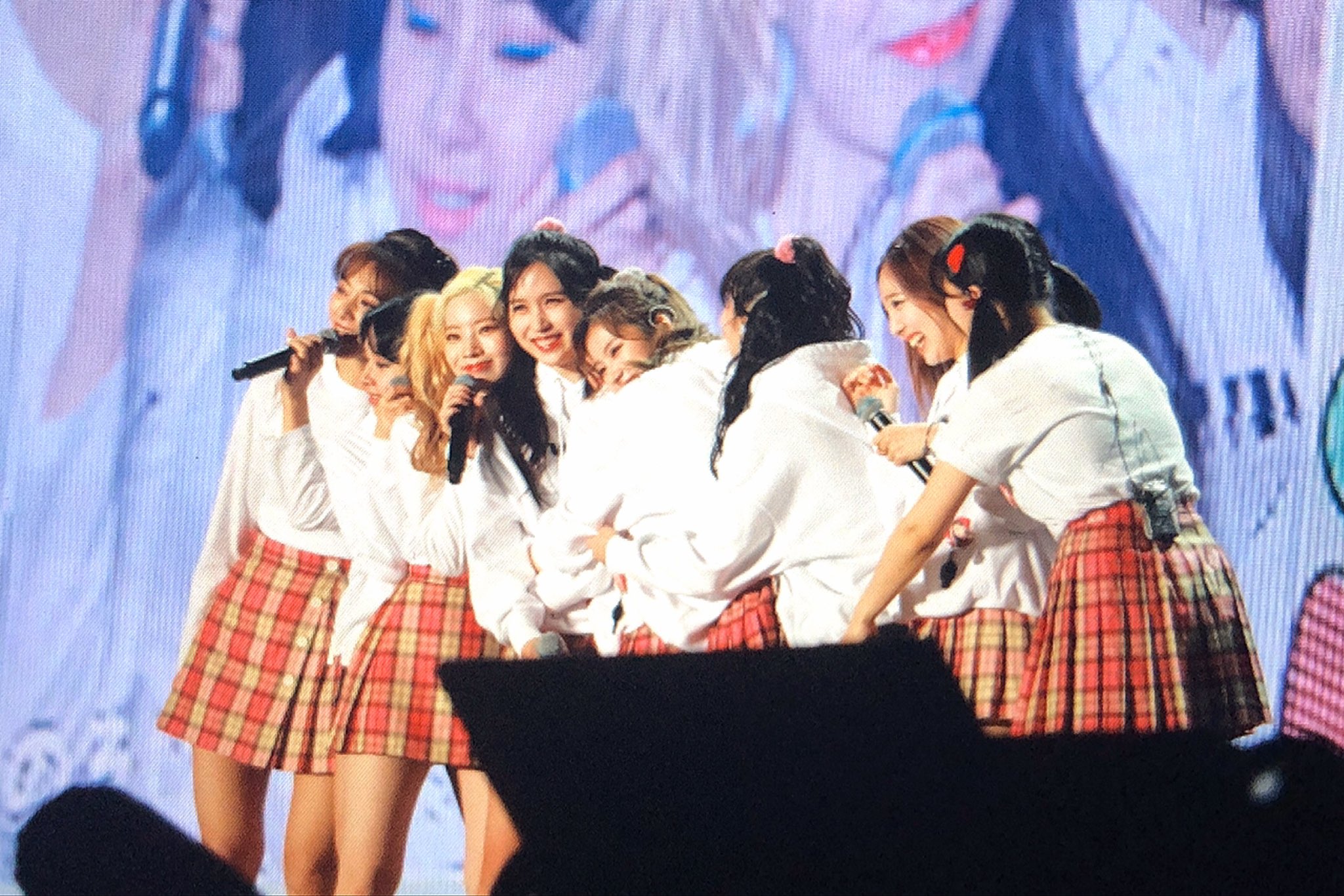 Mina回归，粉丝终于看到9人完全体的《Feel Special》！