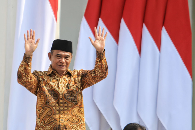 印尼人类与文化发展协调部长穆哈基尔建议发布一项伊斯兰裁决，命令穷人寻找富人结婚，富人找穷人结婚。（互联网照片）