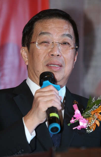 陈国伟可能会随著更换首相，而无法继续担任首相对华特使一职。