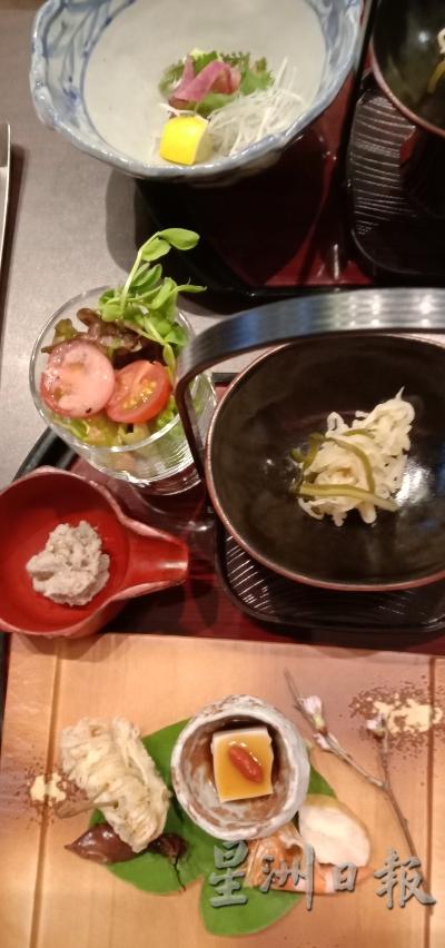 Senagajima温泉酒店别树一格的冲绳料理。