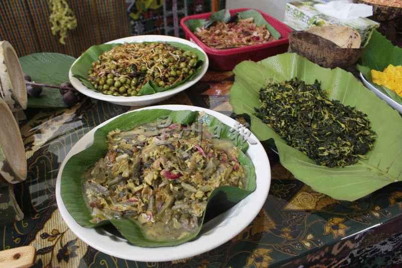 杜顺族传统食材包含许多野菜。