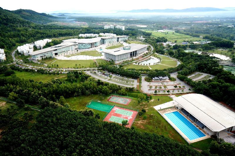根据马来西亚高等教育机构评级，AIMST大学本科课程获评为第四级，属于“非常好的大学”。