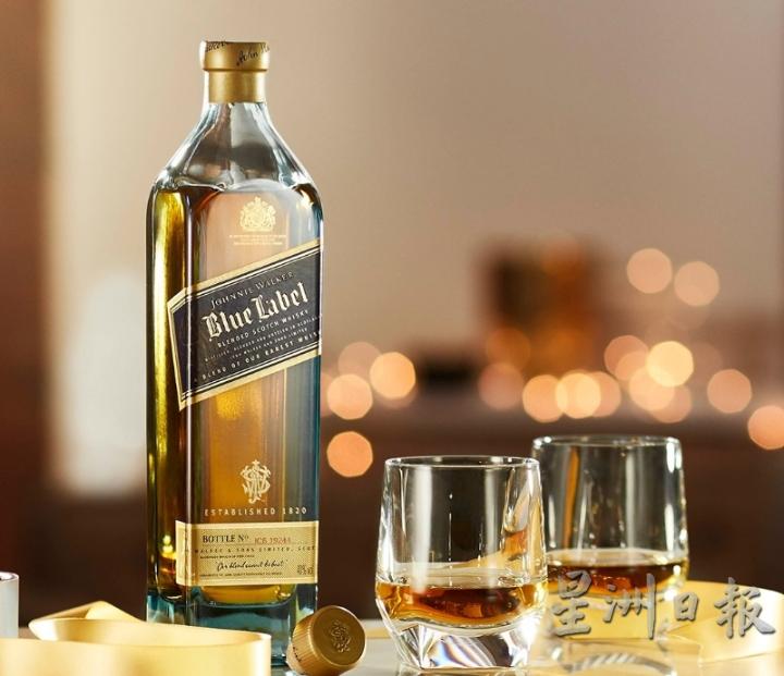 蓝牌苏格兰威士忌是Johnnie Walker中最具特殊地位的酒款。

