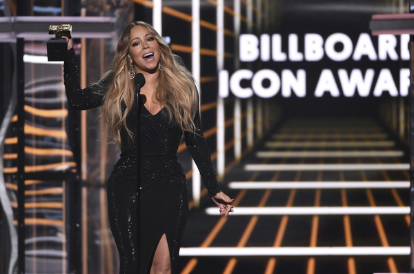 玛丽亚凯莉（Mariah Carey）去年在壁报音乐奖夺得Icon Award，如今这个超过20年历史的乐坛盛会宣布延期举行。