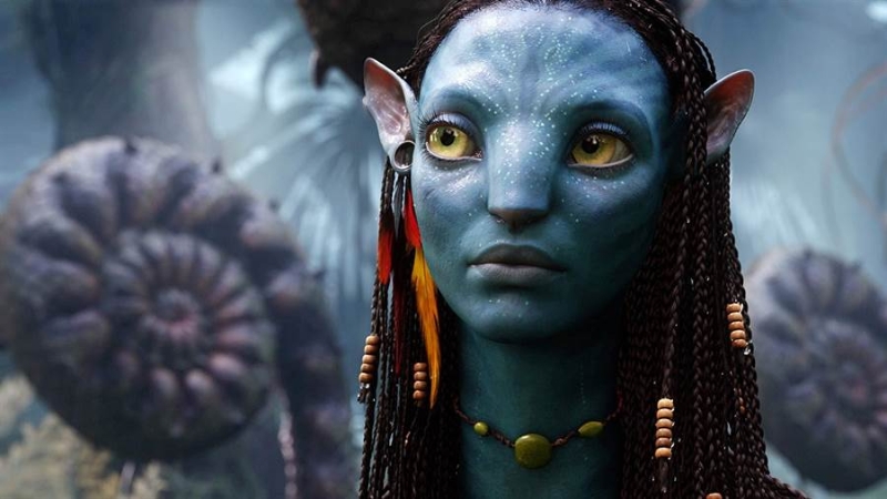 2009年上映的《阿凡达》称霸全球影史票房冠军长达10年，续集进度受到各界注目，然而受冠病疫情影响，《Avatar 2》在纽西兰威灵顿片厂的拍摄也被逼暂停。