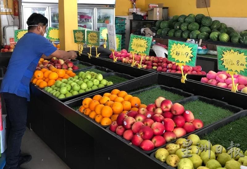 大部分顾客更倾向于购买能够榨取果汁的水果。