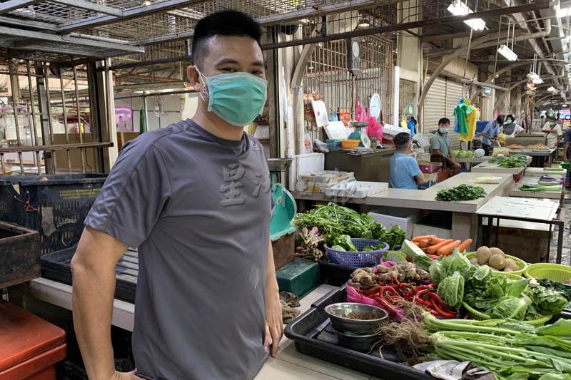 林志雍担心金马崙若无法送货到槟城，那么亚依淡巴刹的蔬菜供应或许会受到影响。
