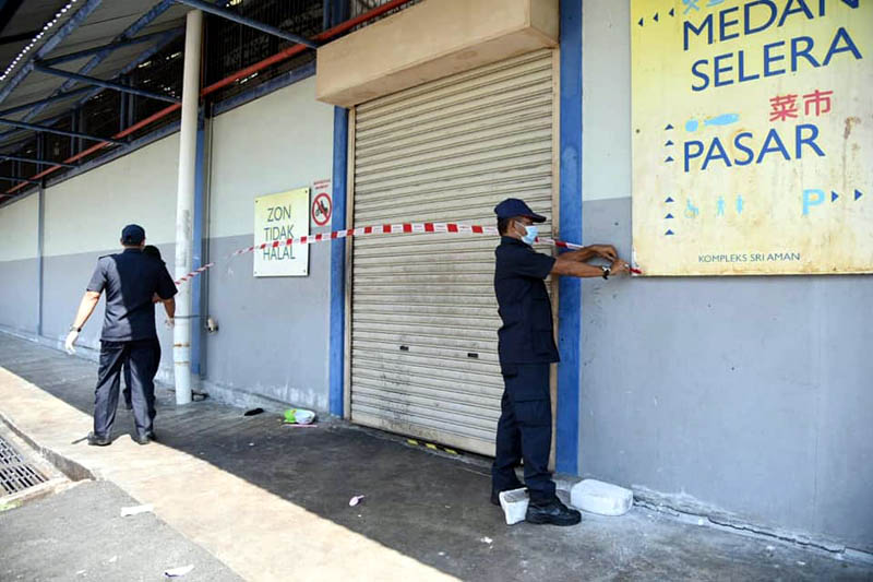 湖内斯里阿曼巴刹成为管制令下，槟岛第一座被关闭的菜市场。