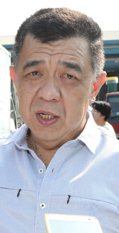黄敬发:吉隆坡批发公市目前只有2宗冠病确诊病例,他们向吉隆坡市政局及卫生部求证另6宗病例来自何处时,却没有得到准确的答案。