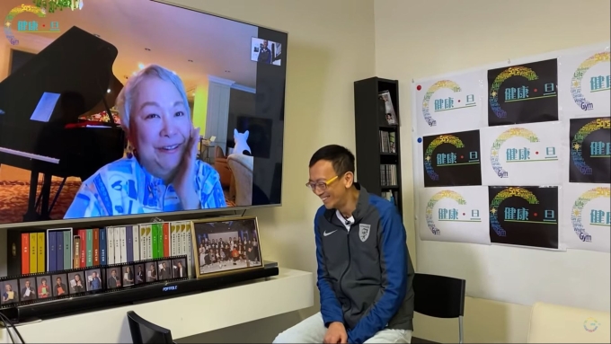 陈秋霞接受郑丹瑞主持的《健康·旦》视像访问，畅谈她于马来西亚的抗疫生活。