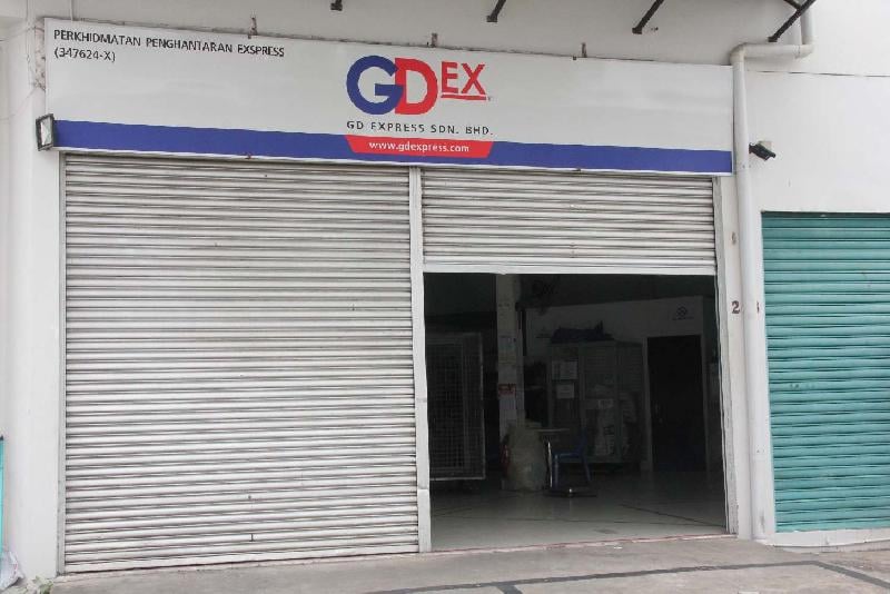 
GD快邮公司（GDEX）诗巫分行仍如往常般营运，包括提供沙巴与砂拉越之间的快递服务。