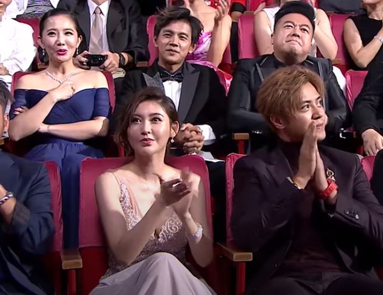 恺乐（前排左起）与罗志祥3年前曾与谢忻（后排左起）、阿翔同争“综艺节目主持人奖”，如今4人都卷入感情风暴。