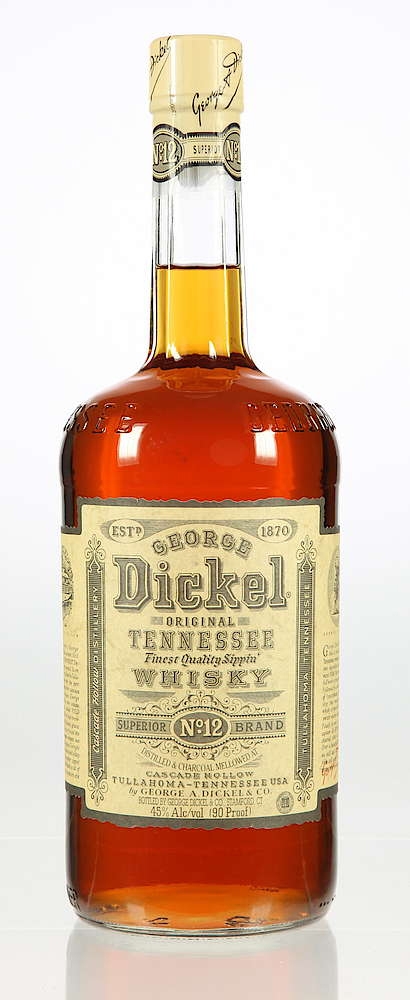 Jack Daniel's及George Dickel都是使用林肯县工艺生产的。