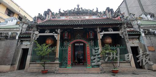 穗城会馆位于胡志明市第五郡。