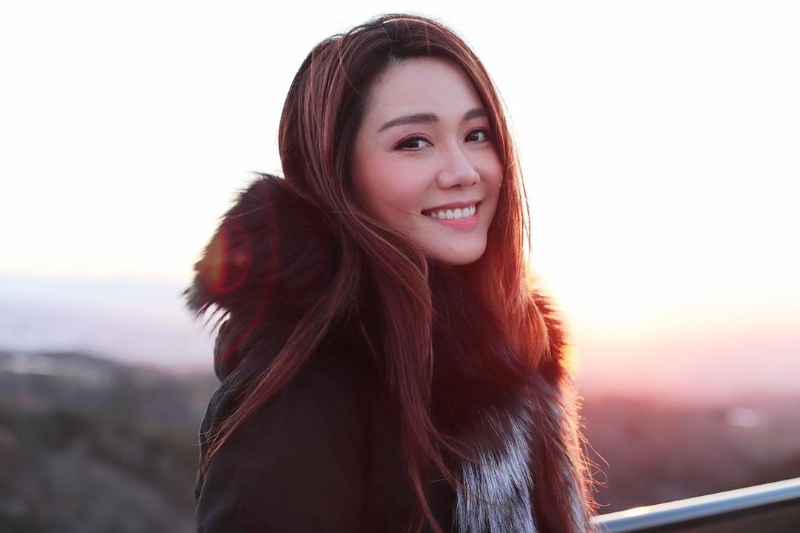 2018年初，谢东闵与汤洛雯拍剧集《丫鬟大联盟》时触电。