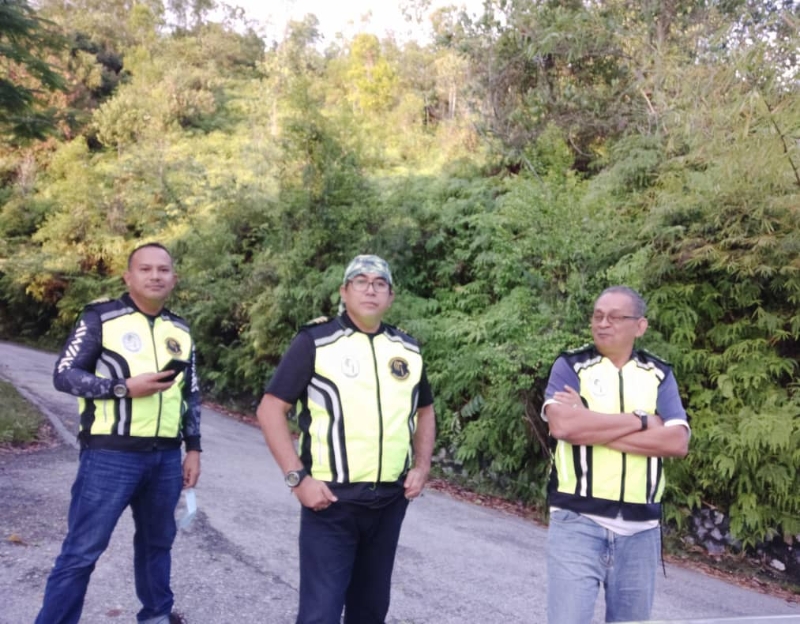 霹雳州森林局已经安排官员到万里望升旗山驻守，以禁止民众前往升旗山进行休闲活动。