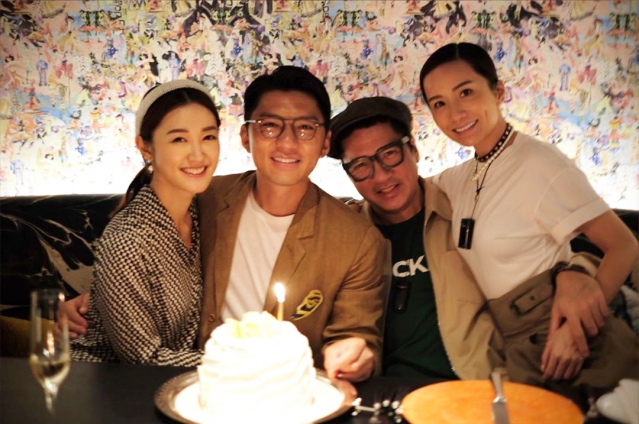 袁伟豪39岁生日，相约女友张宝儿、单立文及胡蓓蔚相聚庆祝。