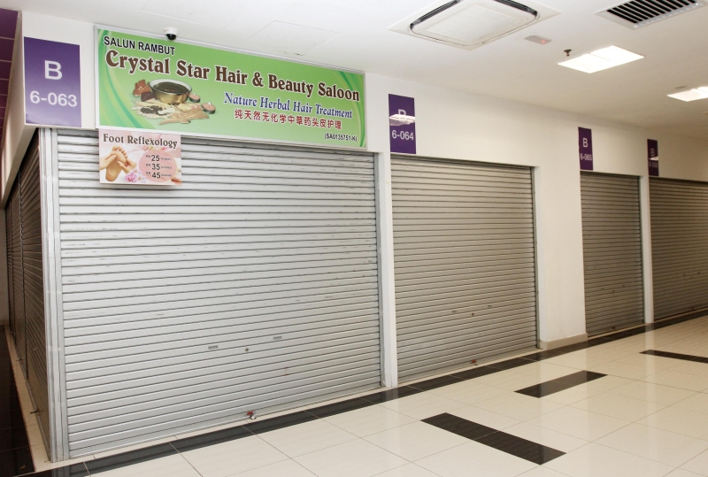 理发店、美容中心和脚底按摩店铺目前暂时还不能开业。