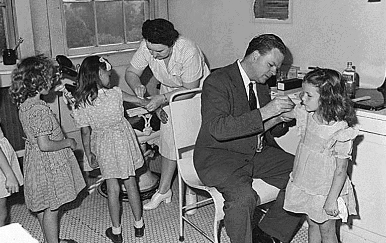 US pre-schoolers being inoculated against smallpox in 1946. AFP US pre-schoolers being inoculated against smallpox in 1946. AFP