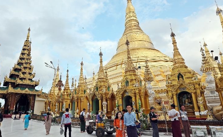 Shwedagon Pagoda is the most notable landmark in Yangon. SIN CHEW DAILY