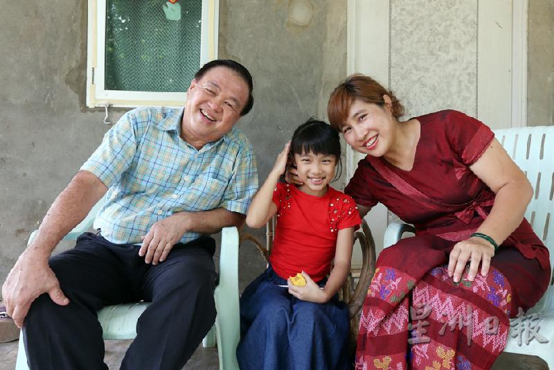 不少马来西亚人像朱晓山（左）那样，自1990年代到缅甸做生意，并且娶了缅甸太太在那里组织家庭。